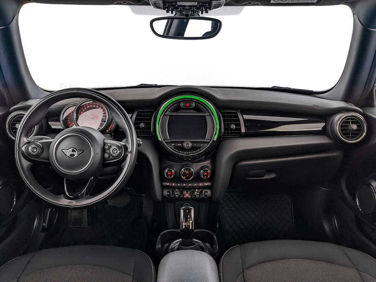 Mini Hatch 2020 года с пробегом. Фото: #9