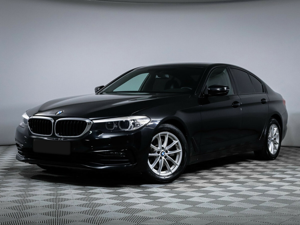 BMW 5 серии 2019 года с пробегом. Посмотреть фото