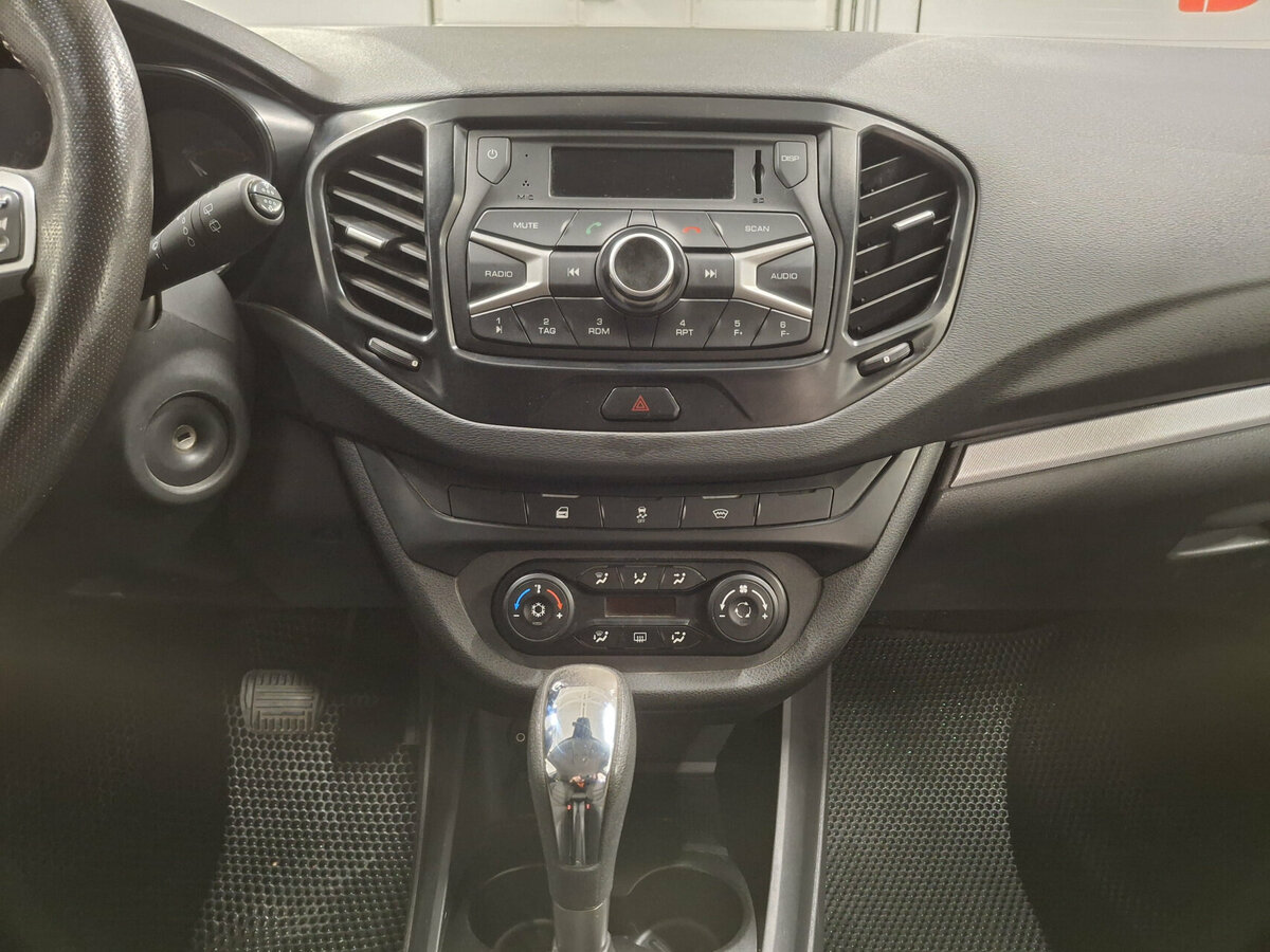 Lada (ВАЗ) Vesta 2021 года с пробегом. Фото: #13