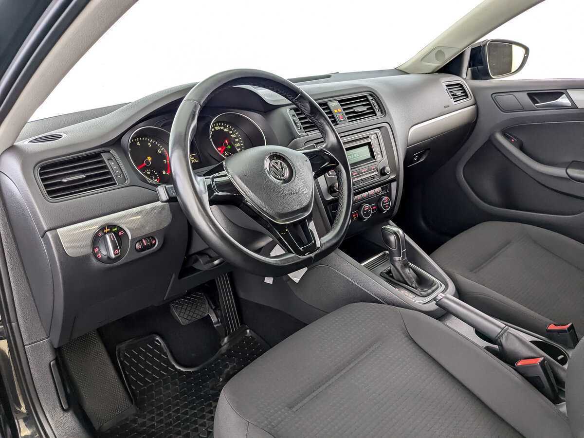 Volkswagen Jetta 2015 года с пробегом. Фото: #13