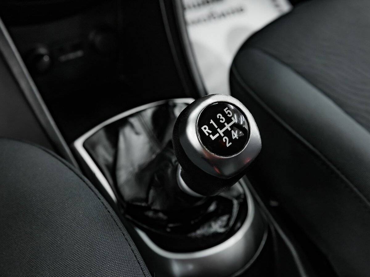 Hyundai Solaris 2011 года с пробегом. Фото: #13