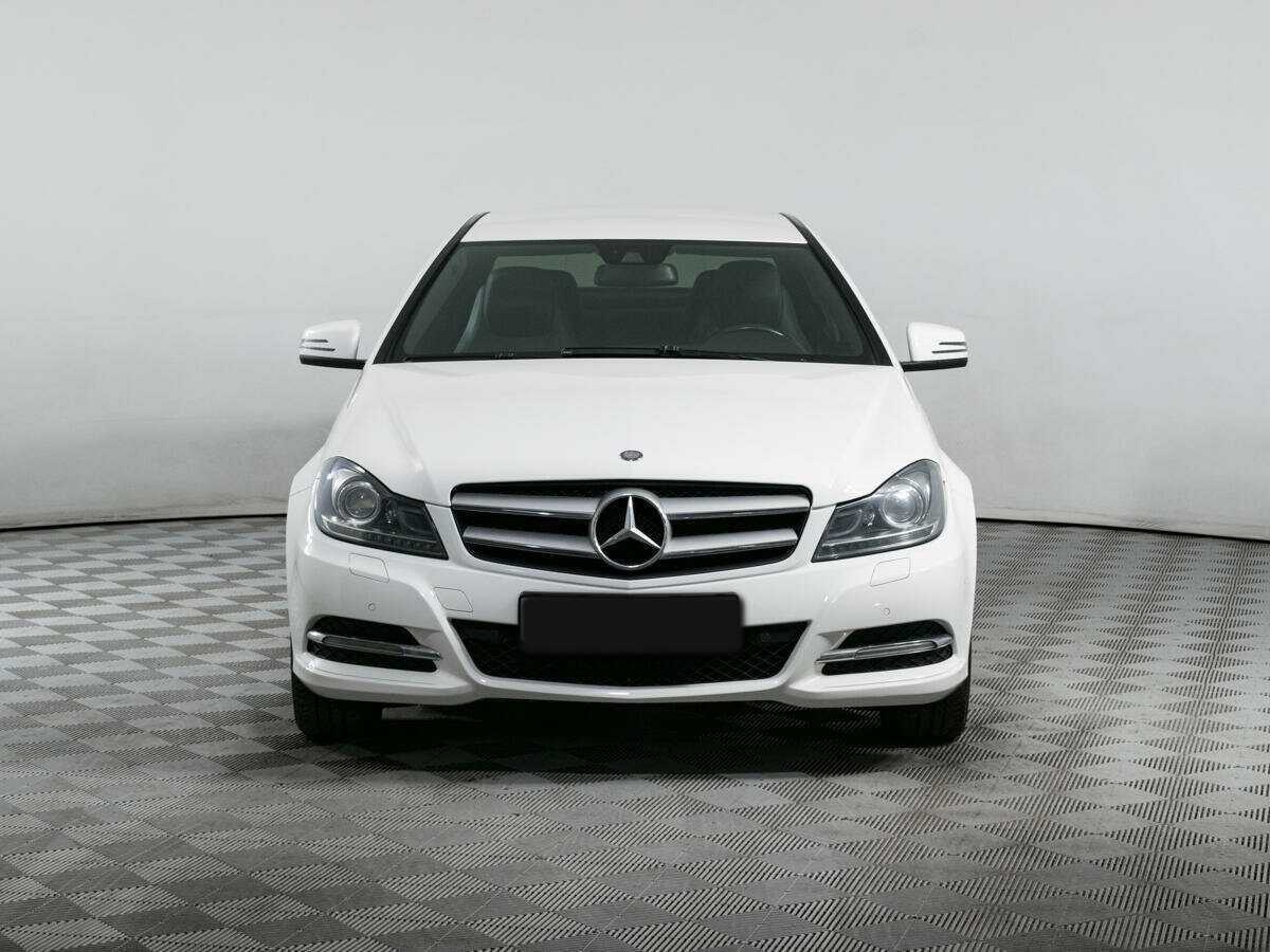 Mercedes-Benz C-Класс 2014 года с пробегом. Фото: #1