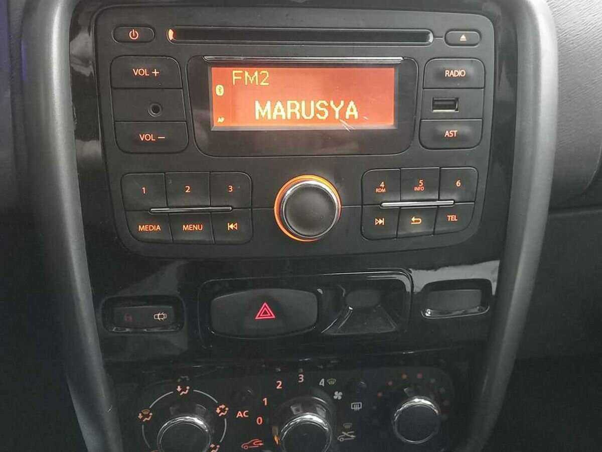 Renault Duster 2013 года с пробегом. Фото: #12