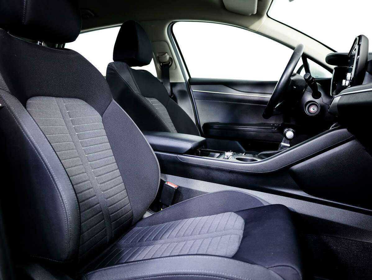 Kia K5 2022 года с пробегом. Фото: #11