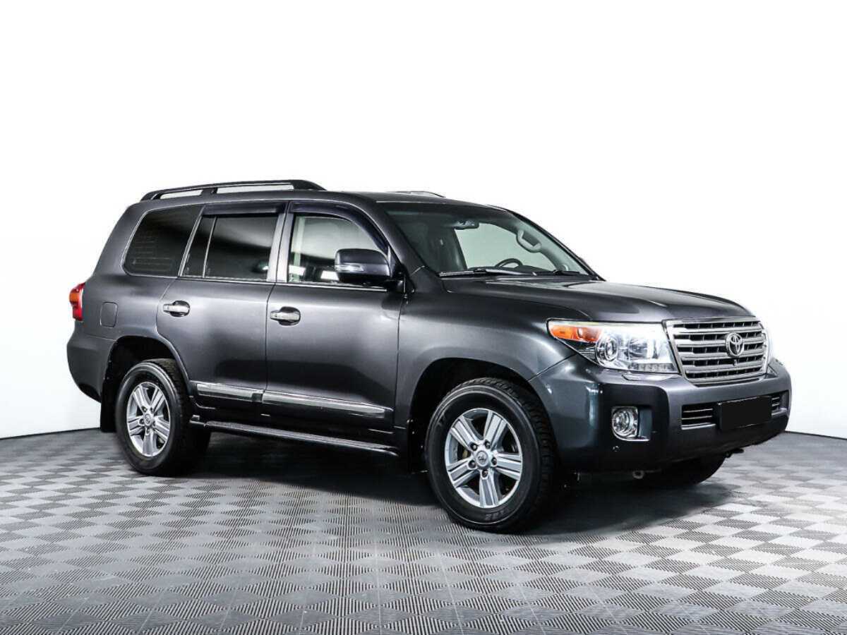 Toyota Land Cruiser 2012 года с пробегом. Фото: #2