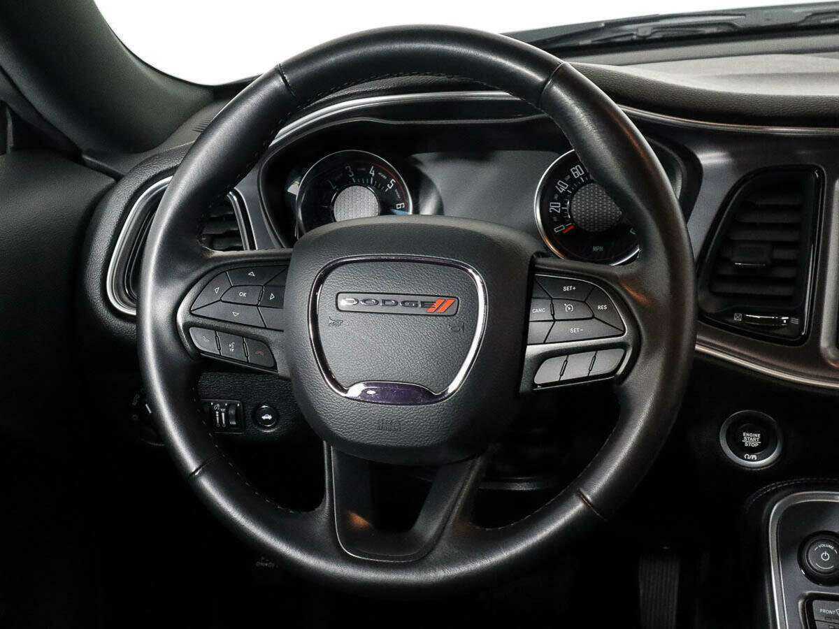 Dodge Challenger 2019 года с пробегом. Фото: #11
