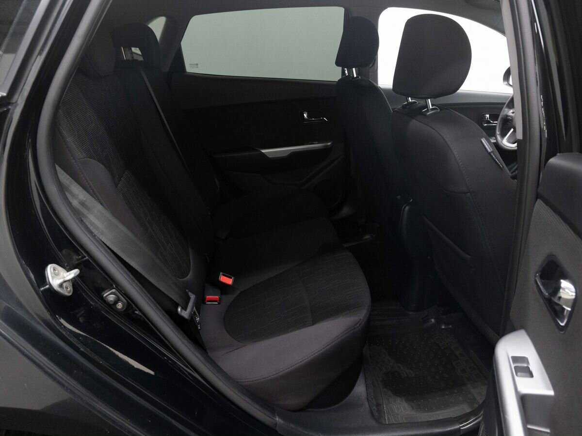 Kia Rio 2012 года с пробегом. Фото: #10