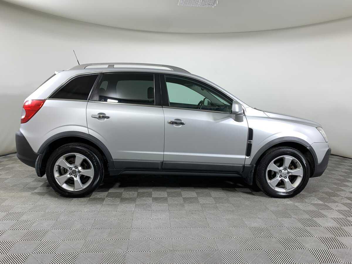 Opel Antara 2011 года с пробегом. Фото: #3