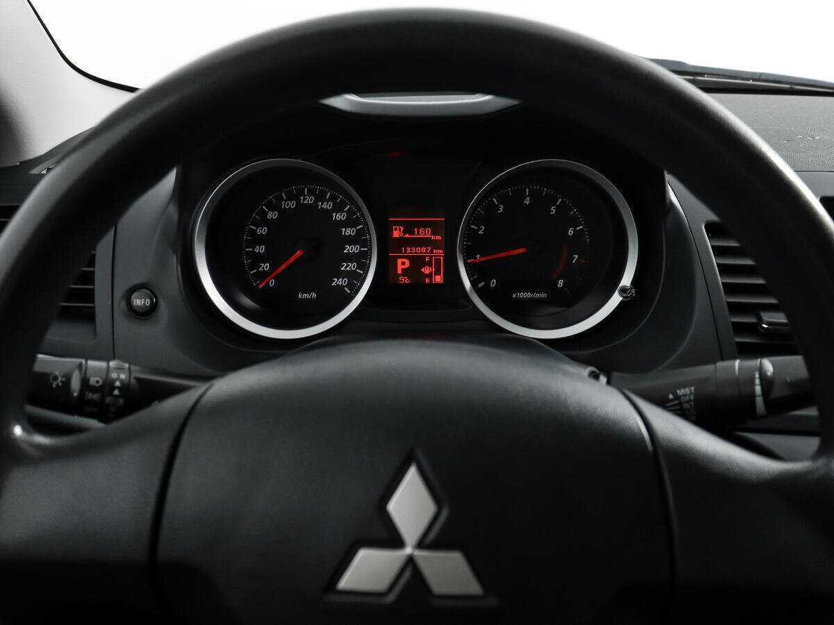Mitsubishi Lancer 2010 года с пробегом. Фото: #15
