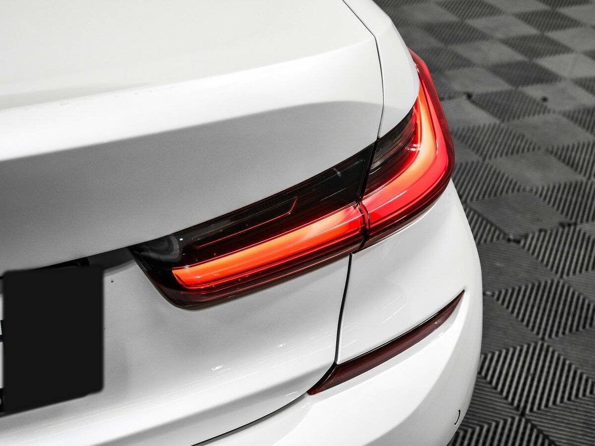 BMW 3 серии 2019 года с пробегом. Фото: #17