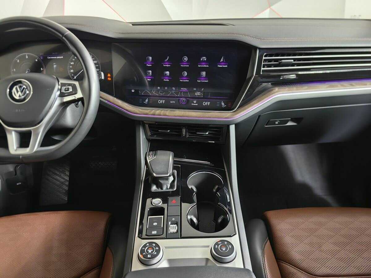 Volkswagen Touareg 2019 года с пробегом. Фото: #10