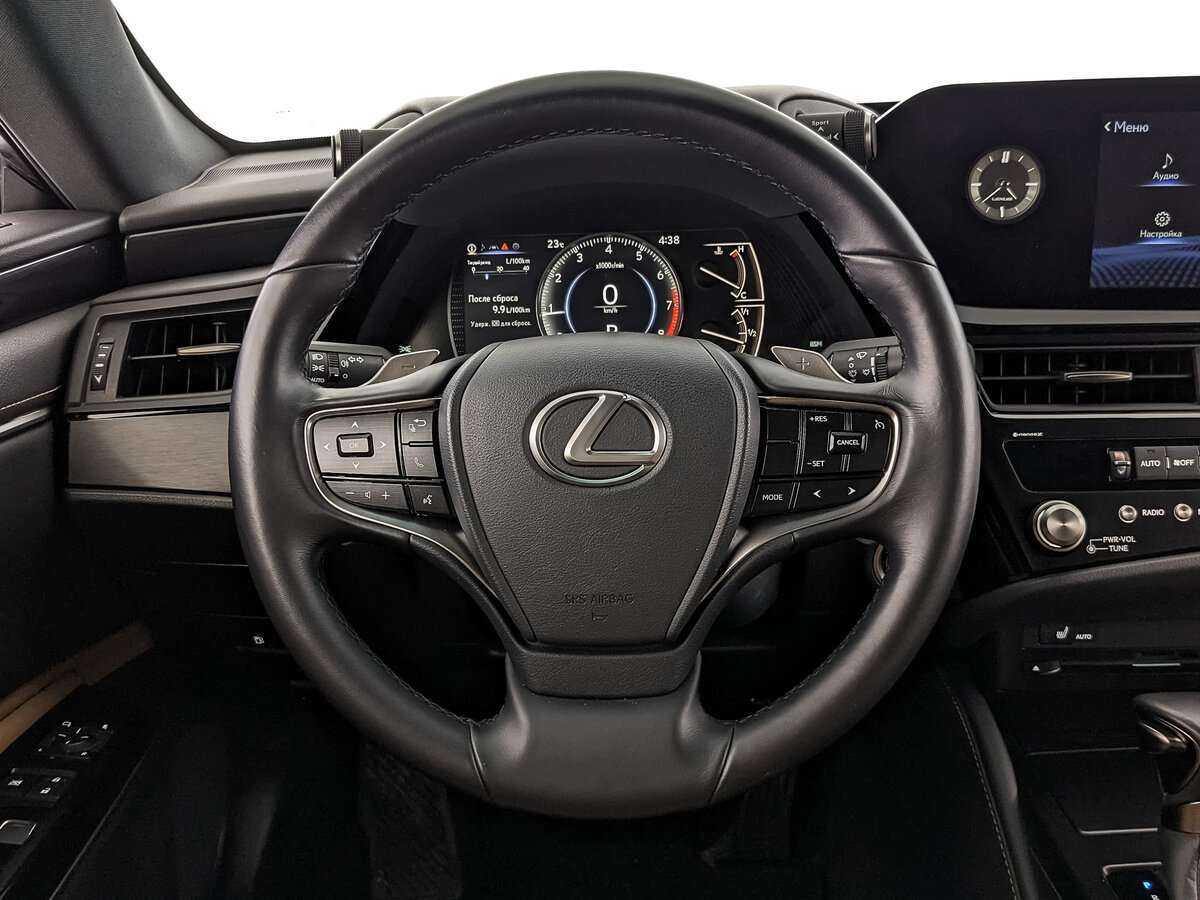 Lexus ES 2022 года с пробегом. Фото: #17