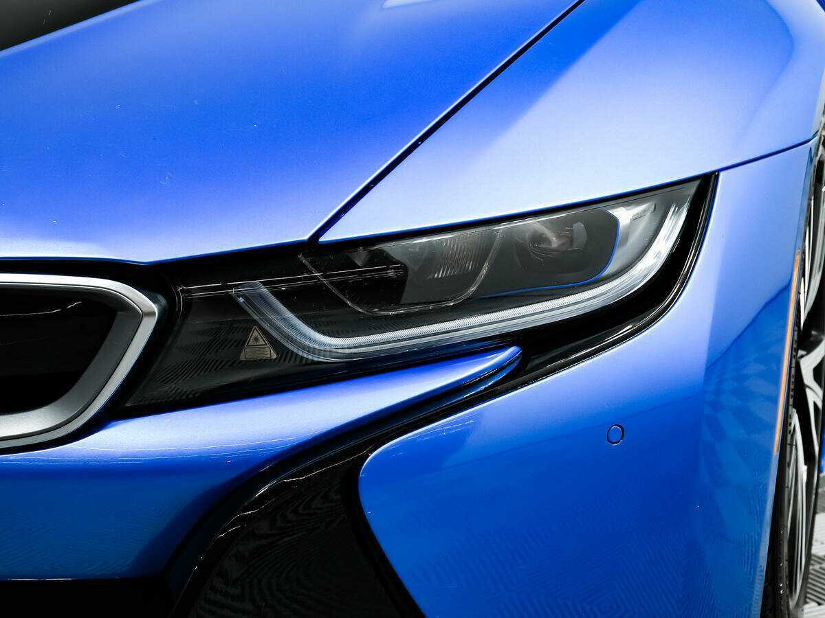BMW i8 2016 года с пробегом. Фото: #14