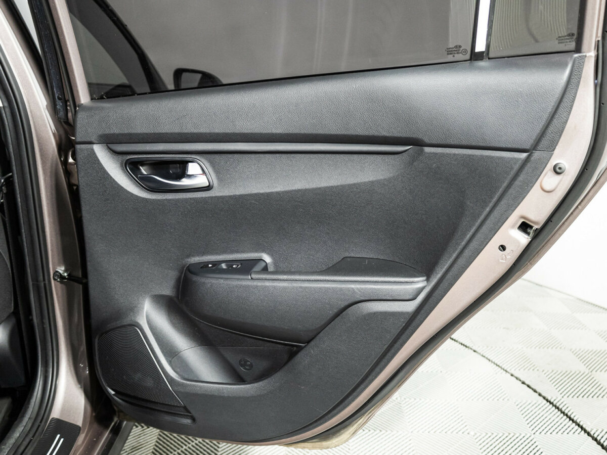 Kia Rio 2021 года с пробегом. Фото: #25