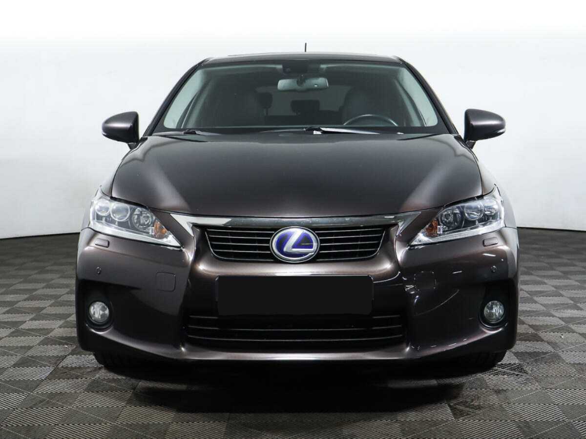 Lexus CT 2011 года с пробегом. Посмотреть фото