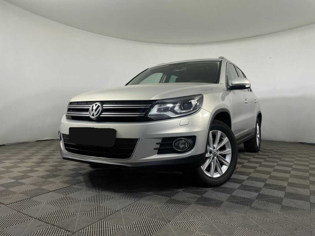 Volkswagen Tiguan 2012 года с пробегом. Фото: #0