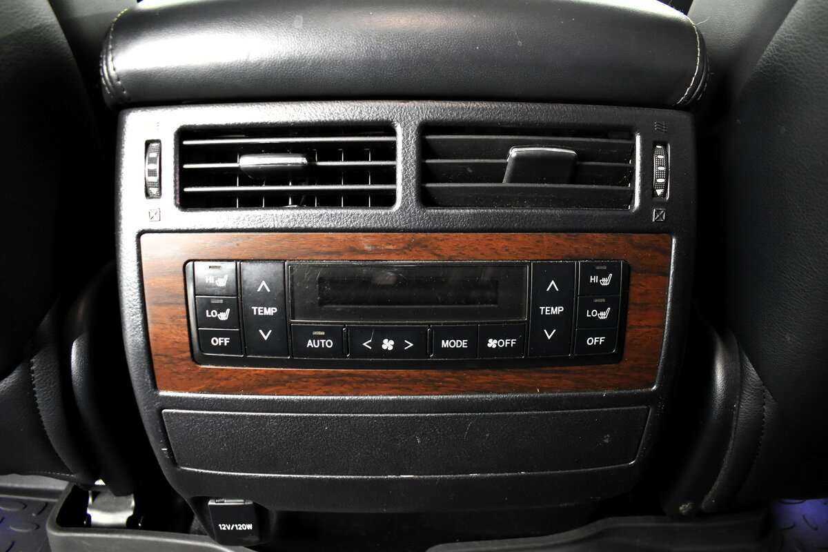 Toyota Land Cruiser 2016 года с пробегом. Фото: #12