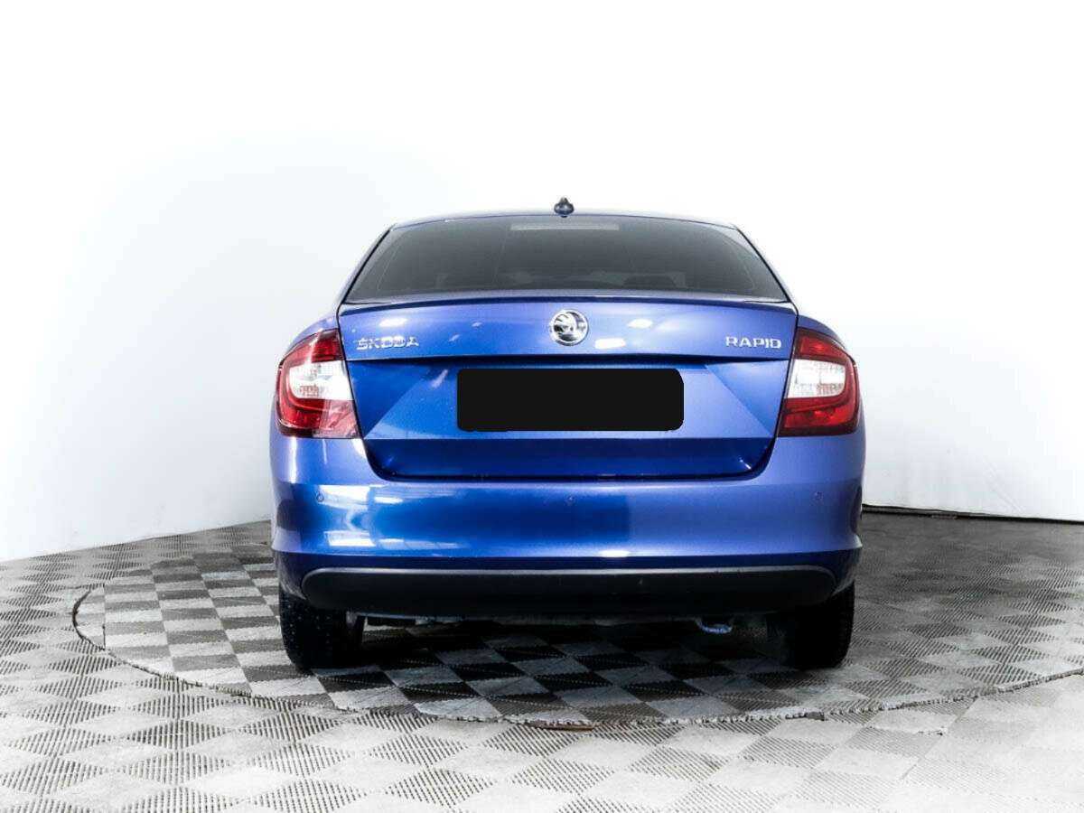 Skoda Rapid 2018 года с пробегом. Фото: #4