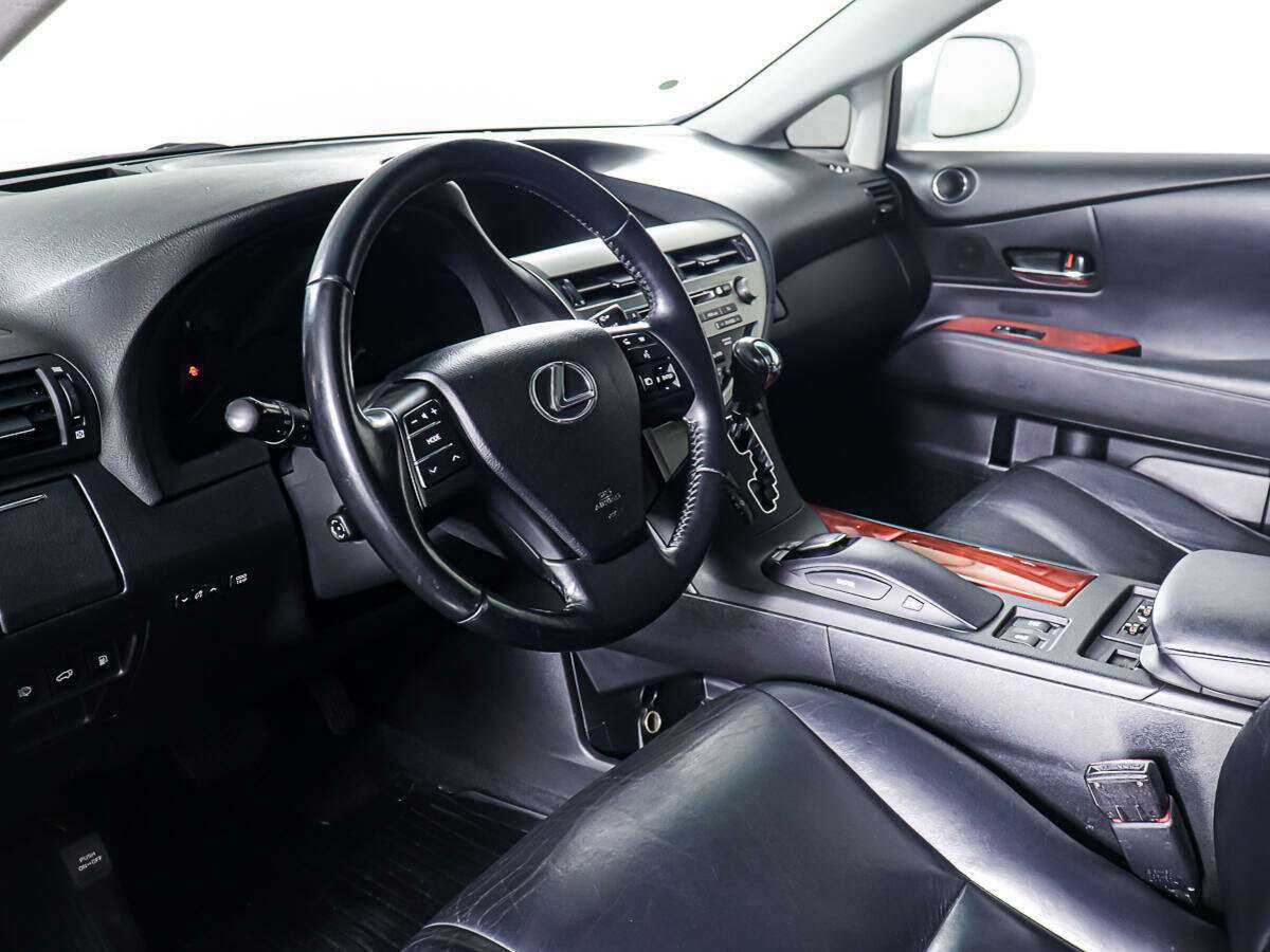 Lexus RX 2011 года с пробегом. Фото: #12