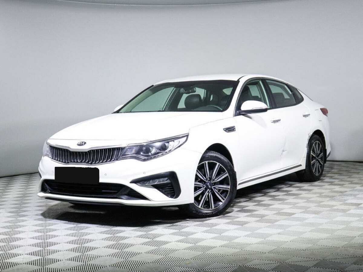 Kia Optima 2018 года с пробегом. Посмотреть фото