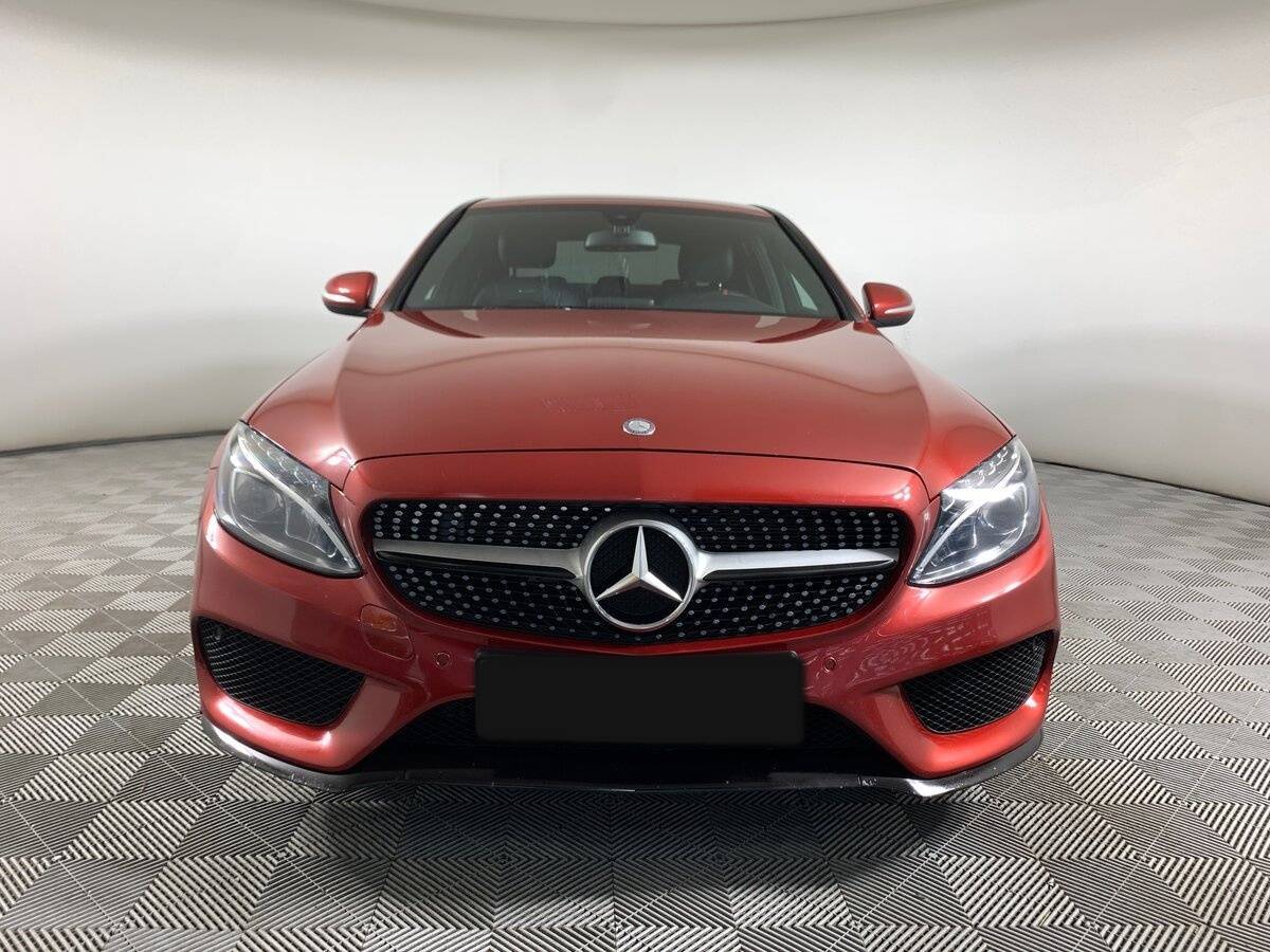 Mercedes-Benz C-Класс 2015 года с пробегом. Фото: #1