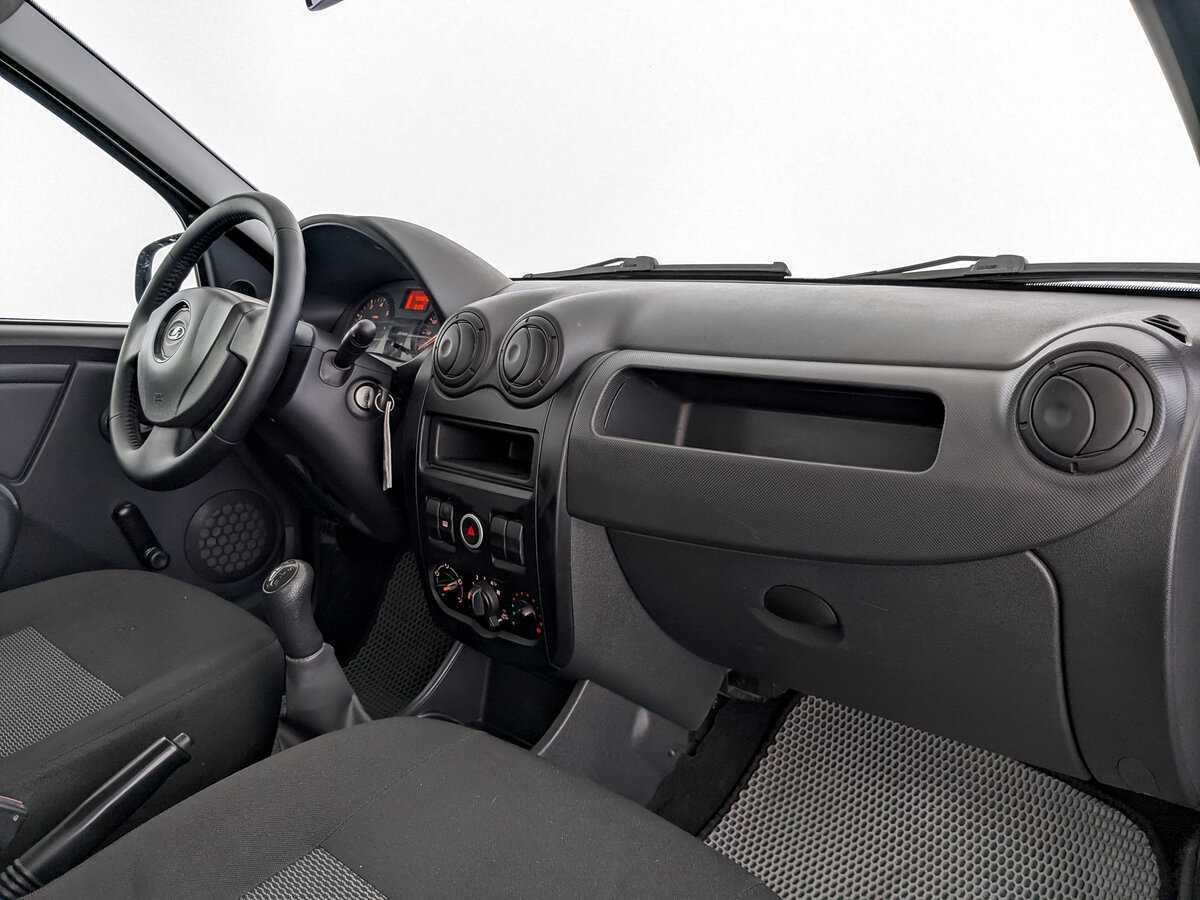 Lada (ВАЗ) Largus 2019 года с пробегом. Фото: #8