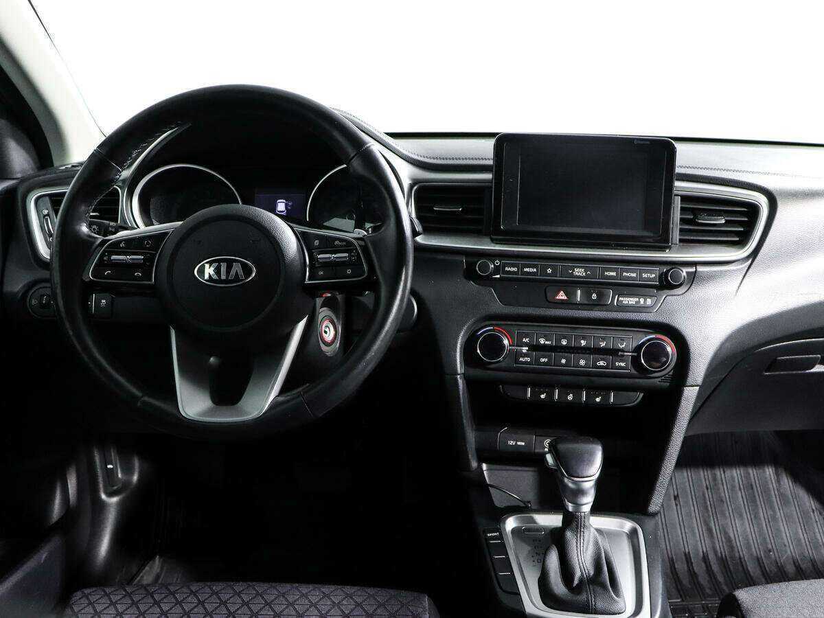 Kia Ceed 2018 года с пробегом. Фото: #9