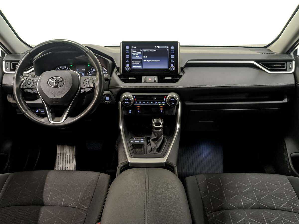 Toyota RAV4 2021 года с пробегом. Фото: #9