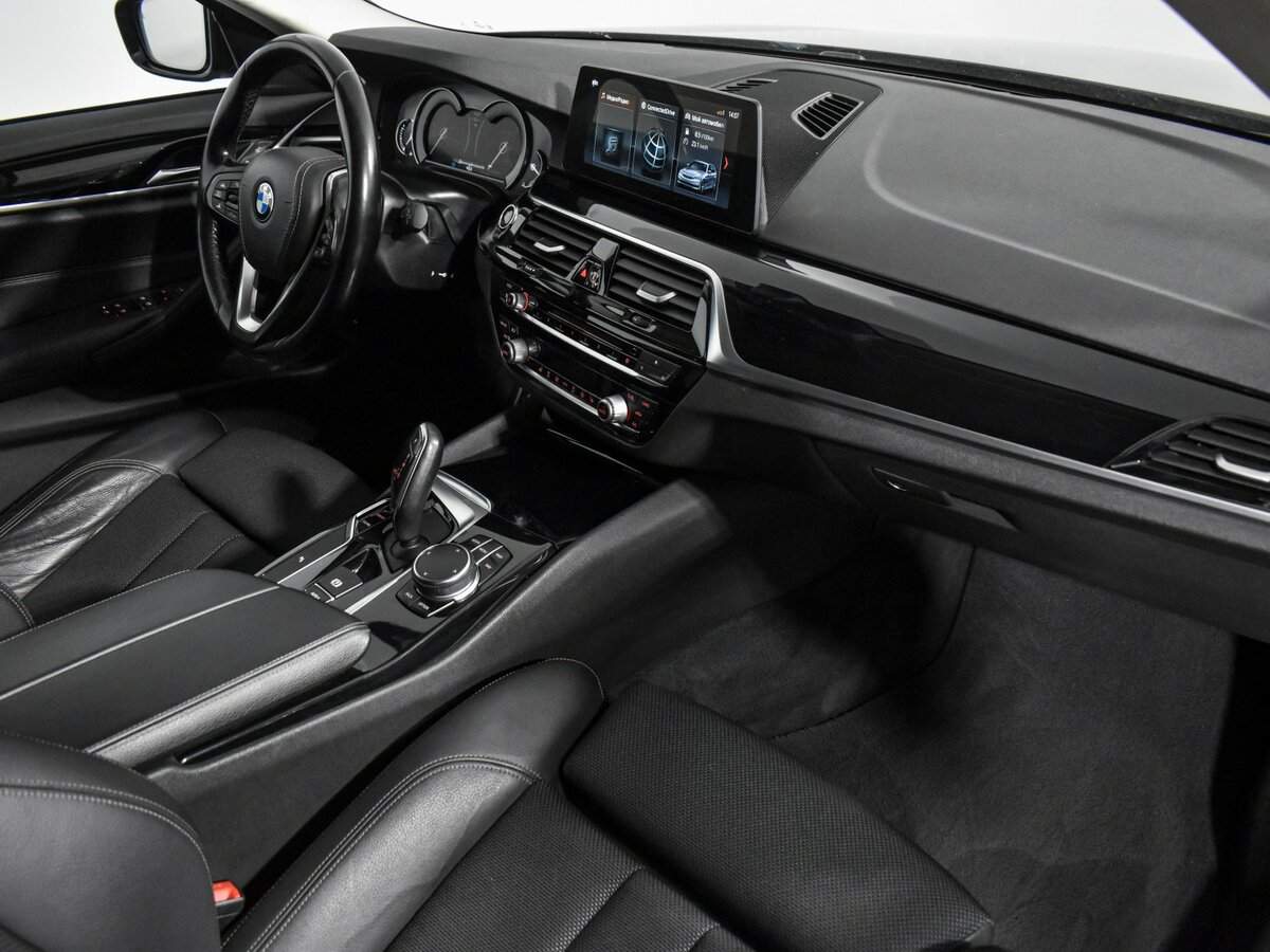 BMW 5 серии 2017 года с пробегом. Фото: #15