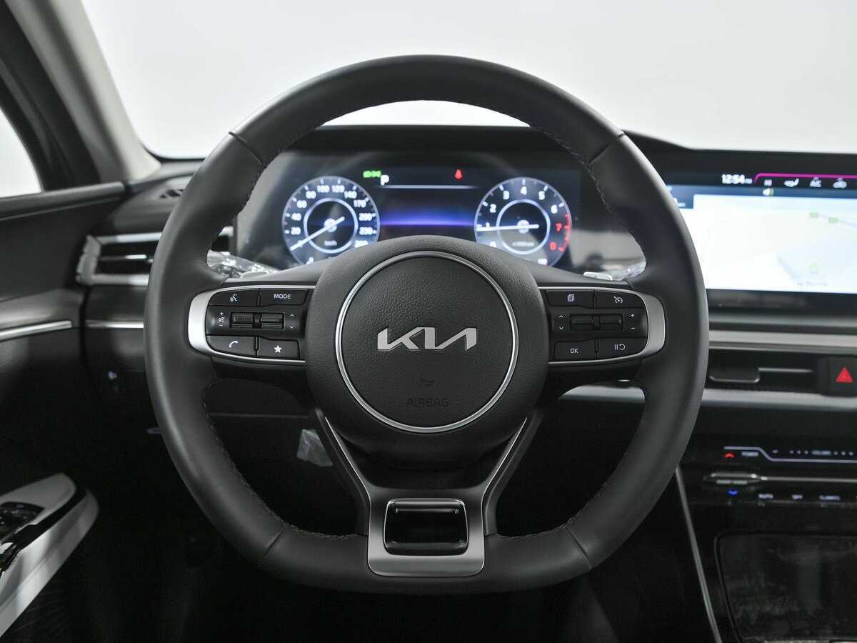 Kia K5 2024 года с пробегом. Фото: #7
