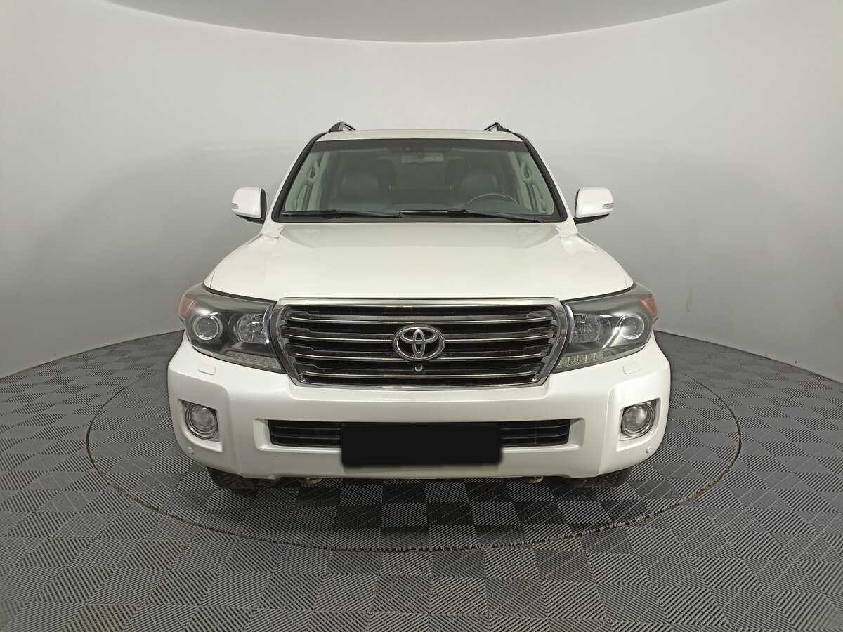 Toyota Land Cruiser 2015 года с пробегом. Фото: #1