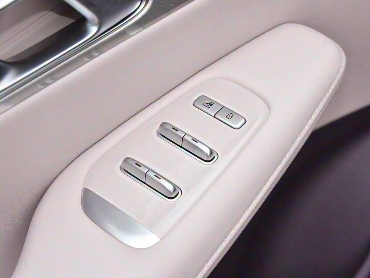 Changan Deepal S07 (S7) 2025 года с пробегом. Фото: #23