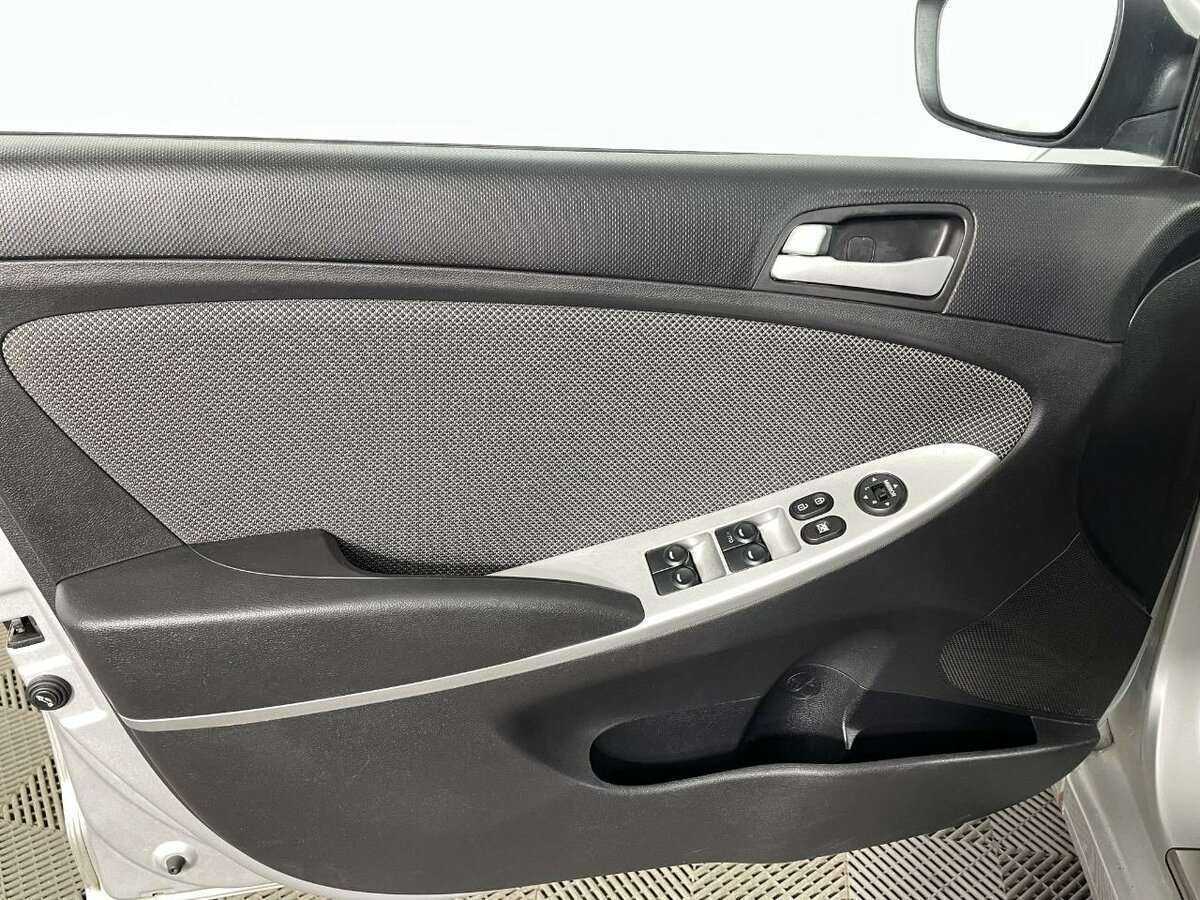 Hyundai Solaris 2014 года с пробегом. Фото: #7