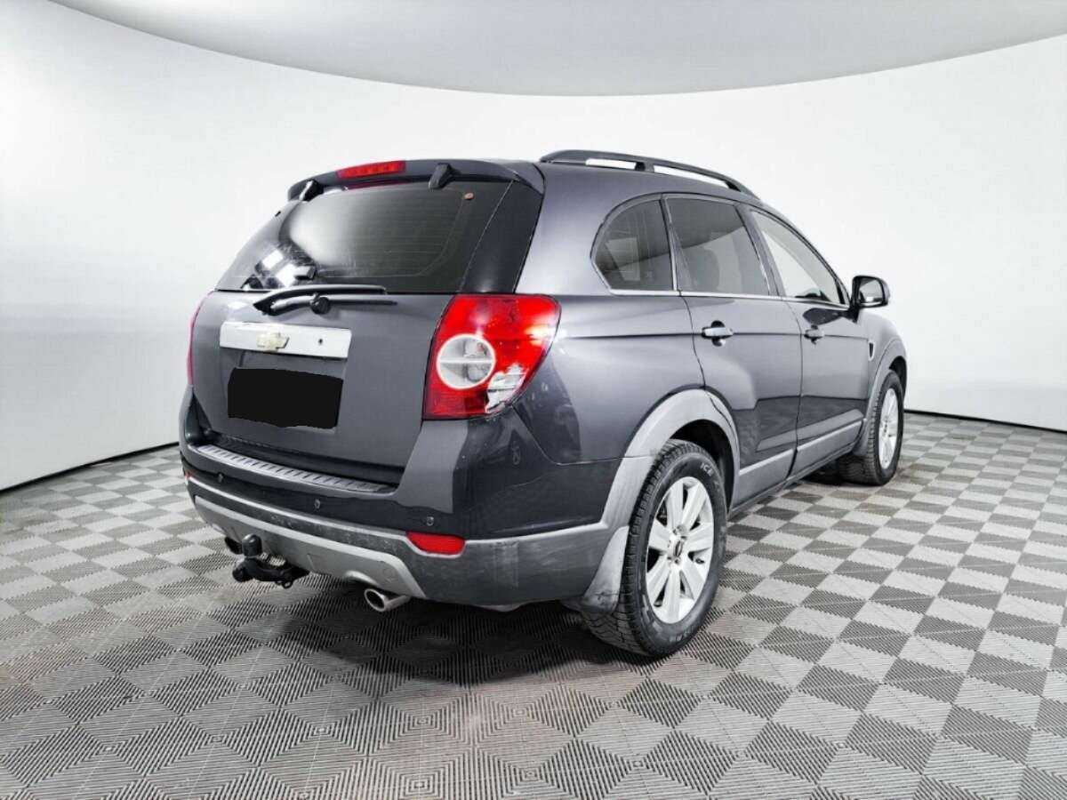 Chevrolet Captiva 2008 года с пробегом. Фото: #4