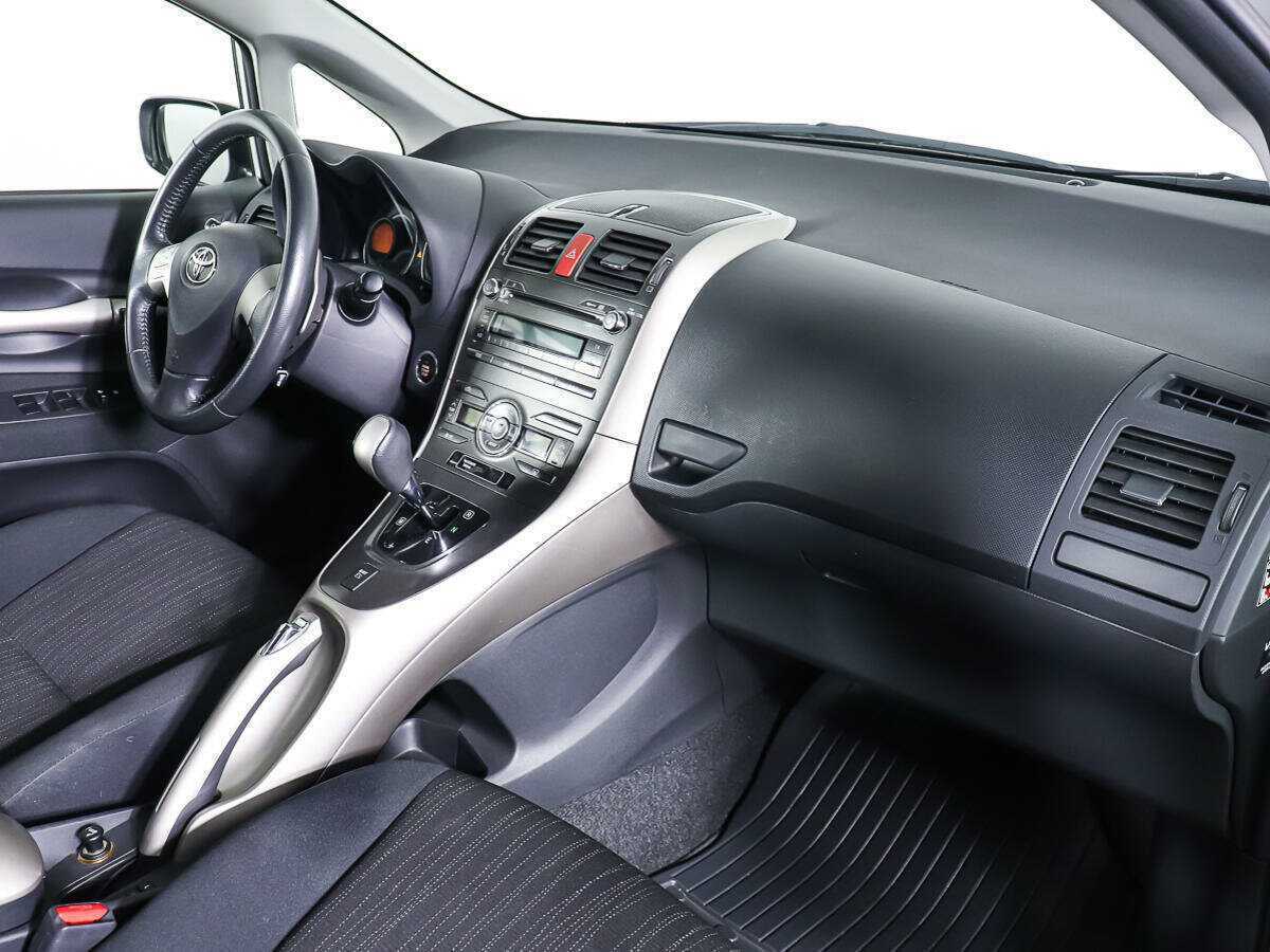 Toyota Auris 2007 года с пробегом. Фото: #8
