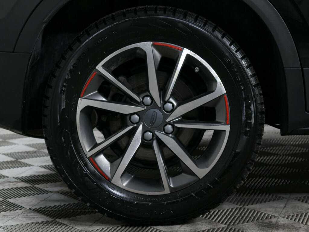 Geely Coolray 2022 года с пробегом. Фото: #15