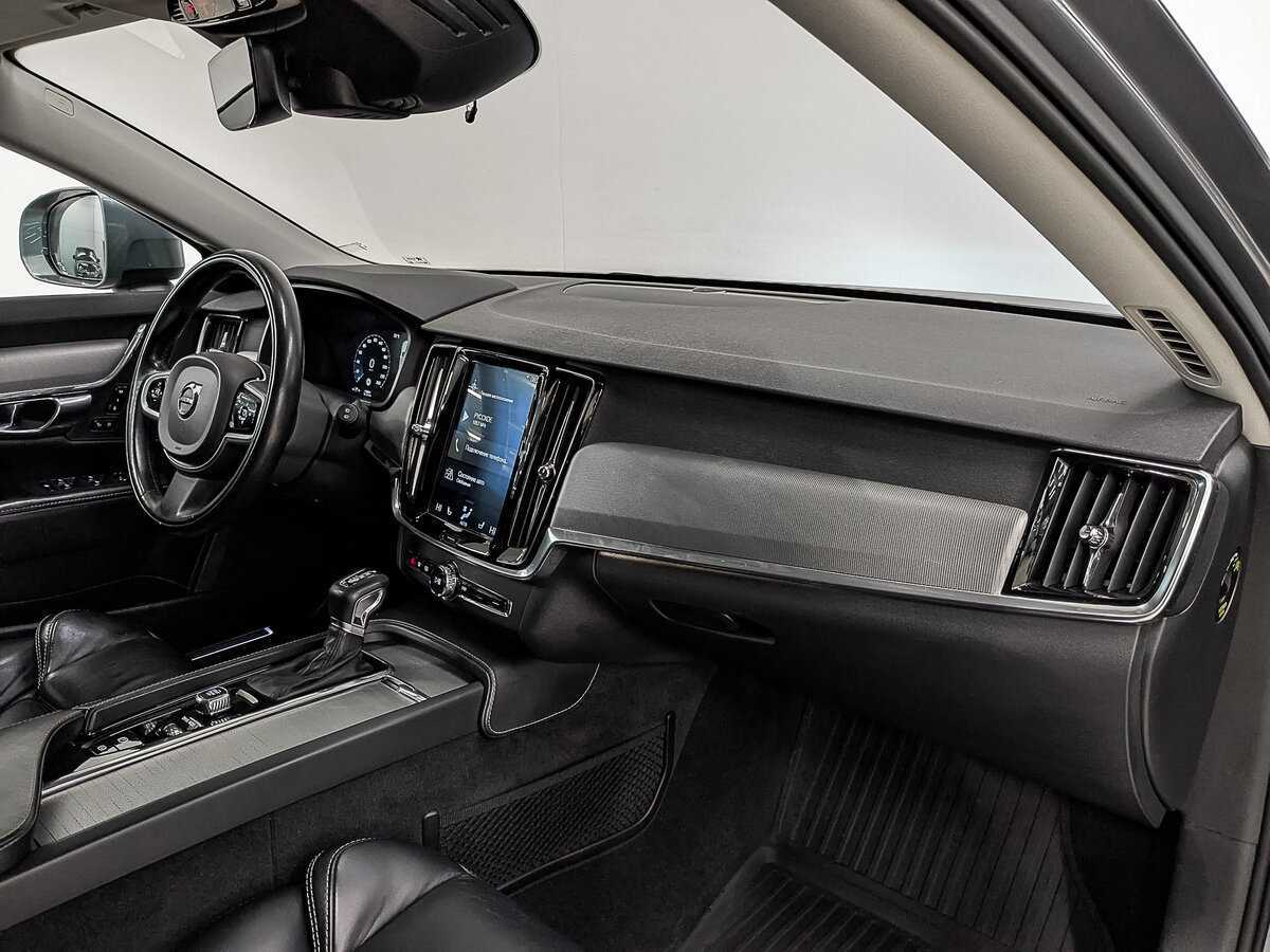 Volvo V90 Cross Country 2018 года с пробегом. Фото: #12
