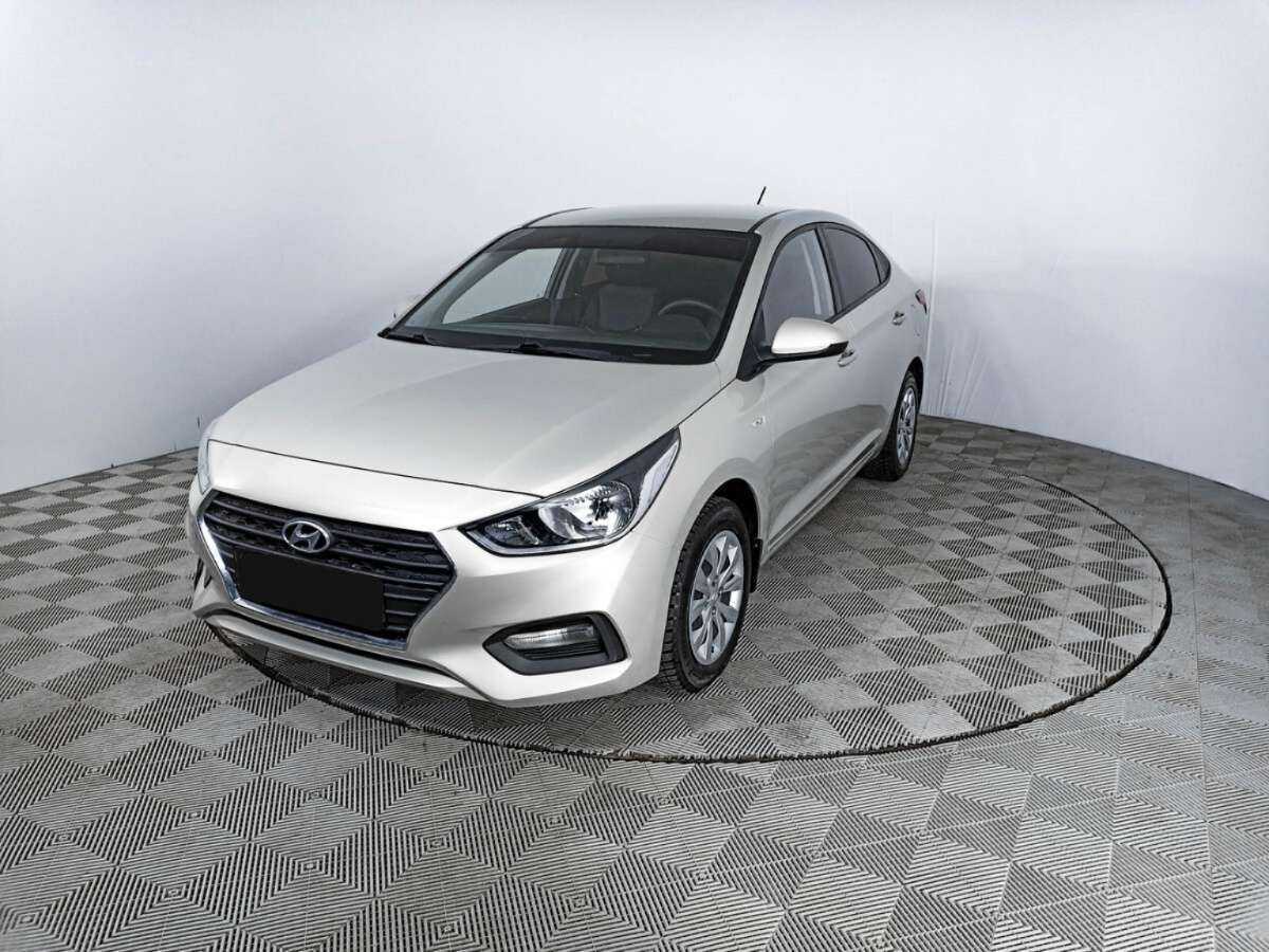 Hyundai Solaris 2019 года с пробегом. Посмотреть фото