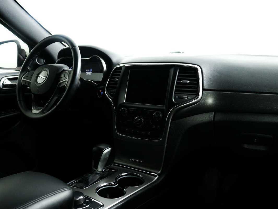 Jeep Grand Cherokee 2018 года с пробегом. Фото: #8