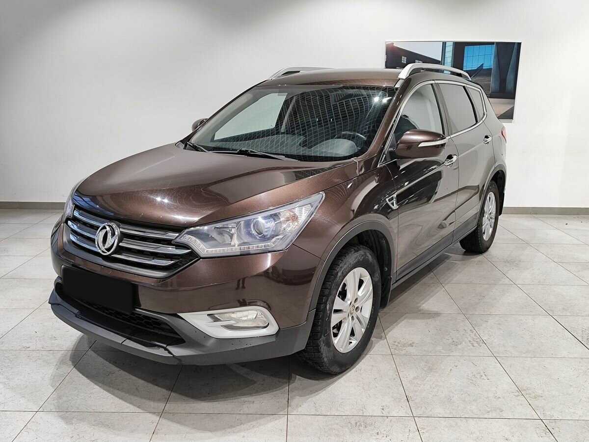 Dongfeng AX7 2018 года с пробегом. Посмотреть фото