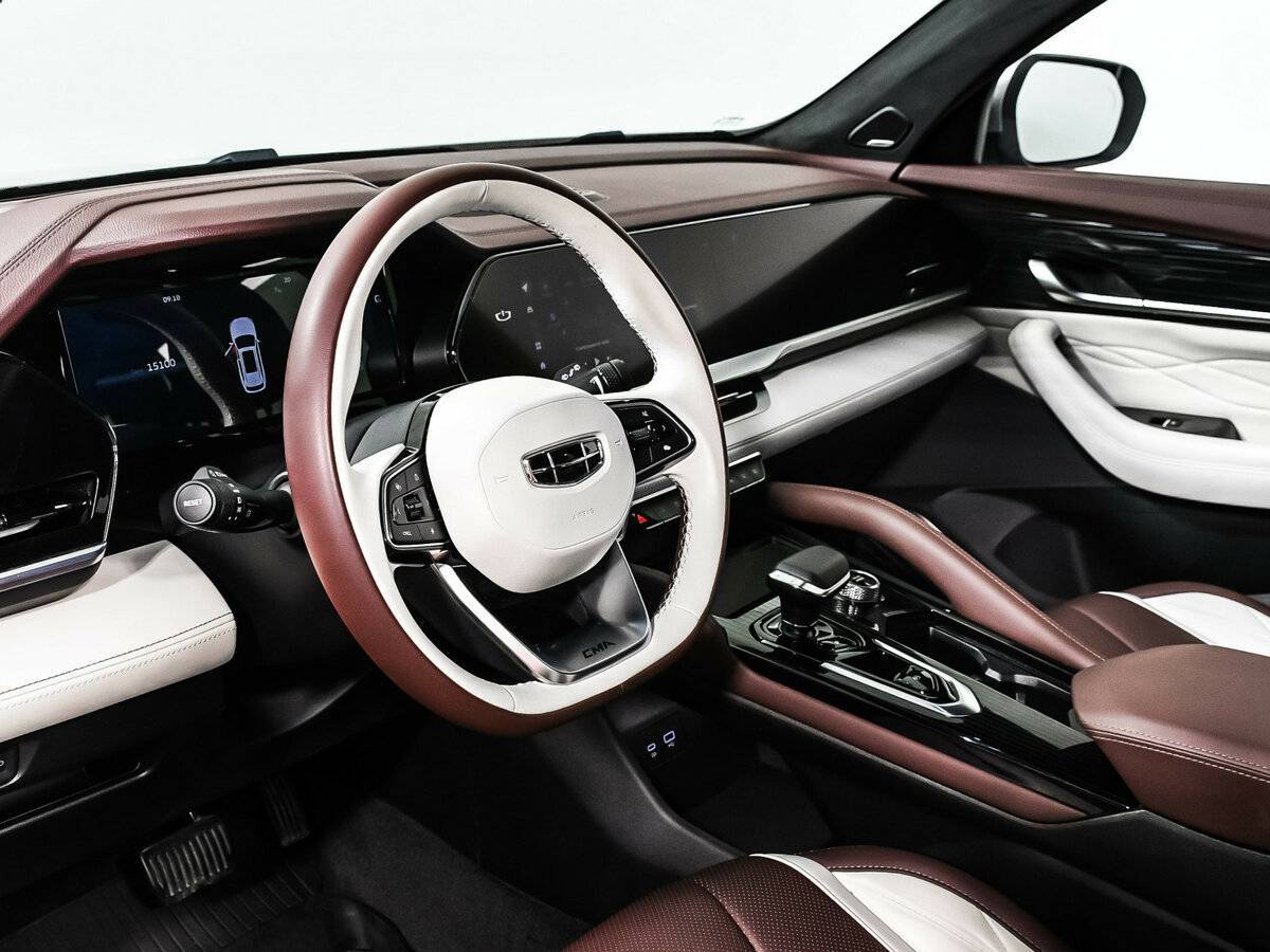 Geely Monjaro 2024 года с пробегом. Фото: #11