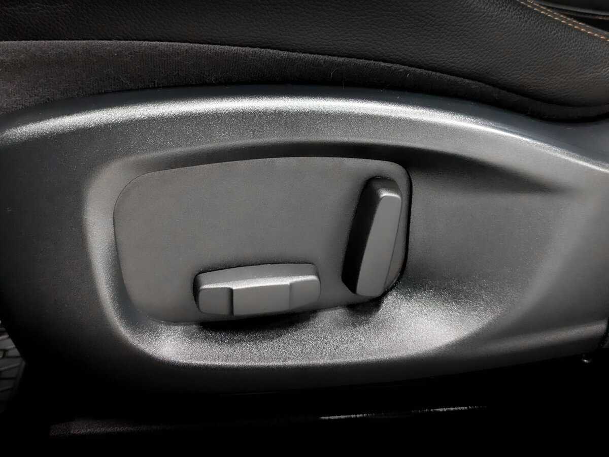 Jaguar F-Pace 2017 года с пробегом. Фото: #20