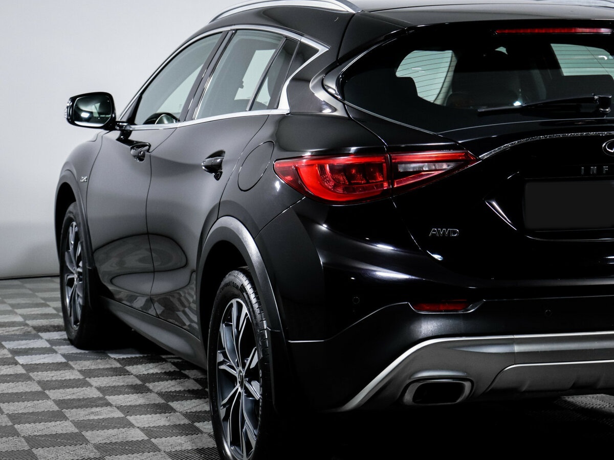Infiniti QX30 2017 года с пробегом. Фото: #14