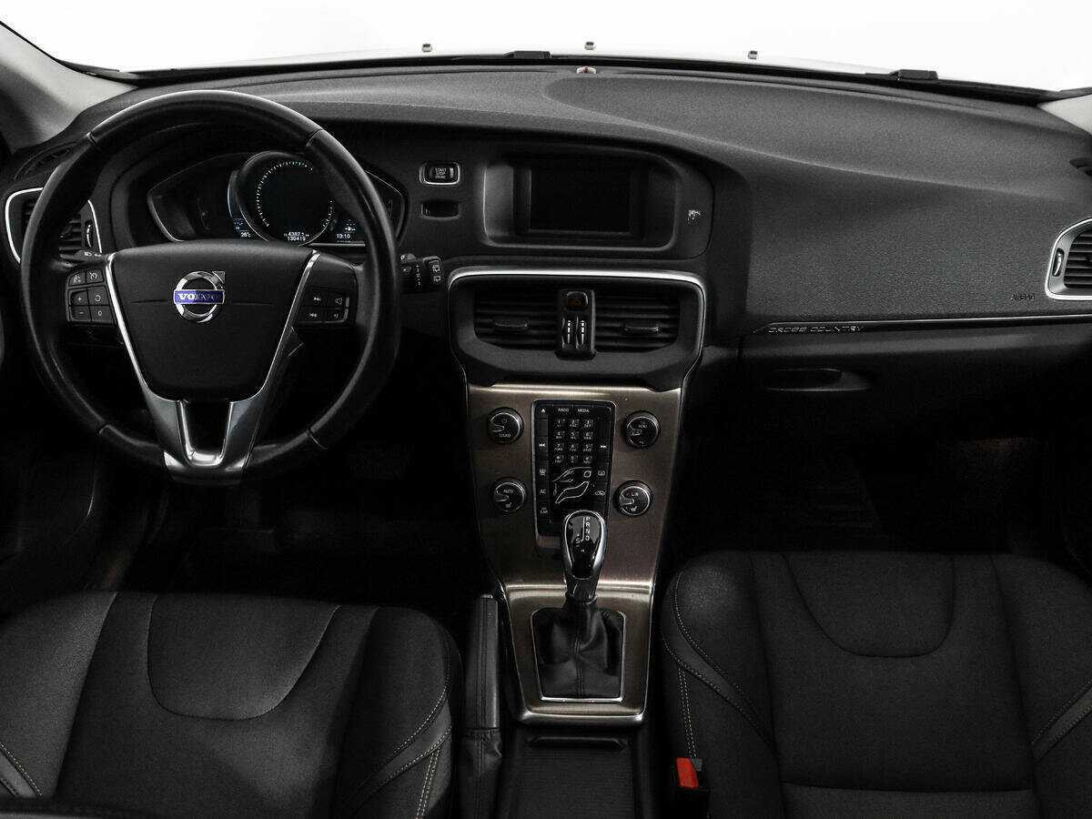 Volvo V40 Cross Country 2014 года с пробегом. Фото: #11
