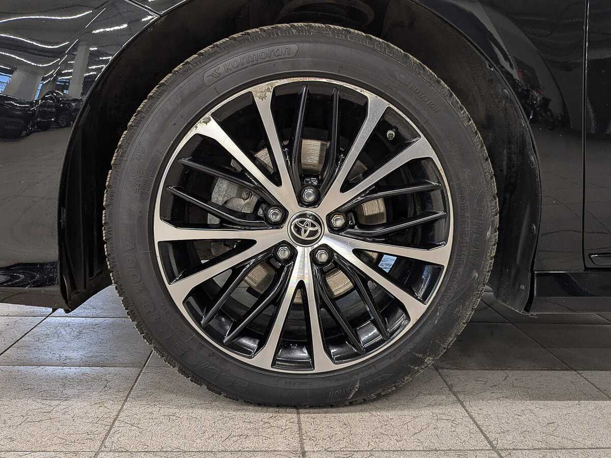 Toyota Camry 2020 года с пробегом. Фото: #11