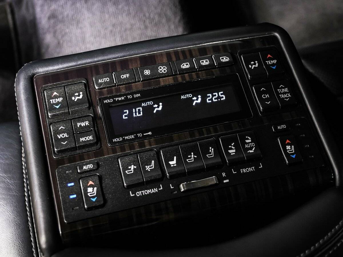 Lexus LS 2012 года с пробегом. Фото: #17
