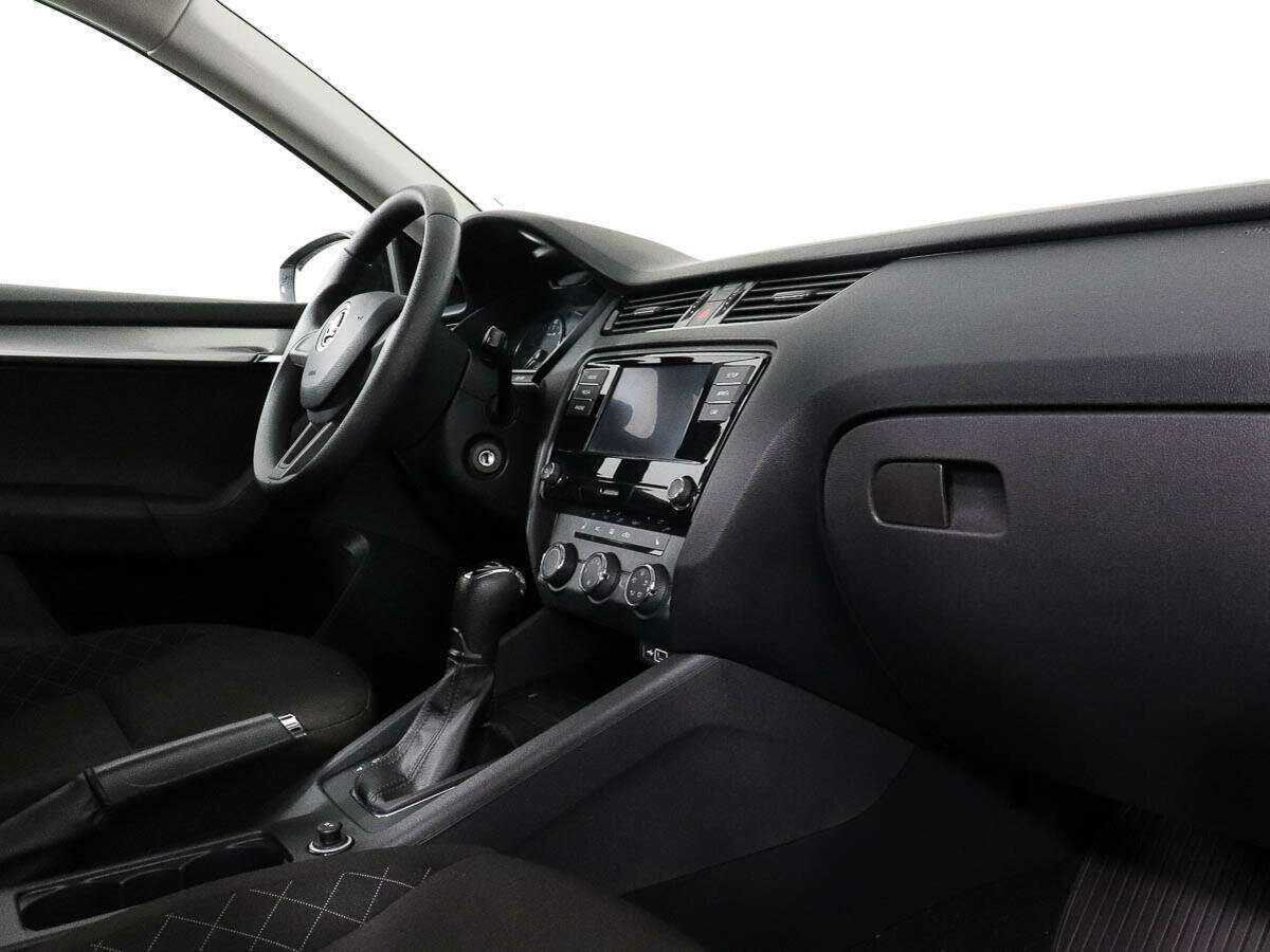 Skoda Octavia 2016 года с пробегом. Фото: #6