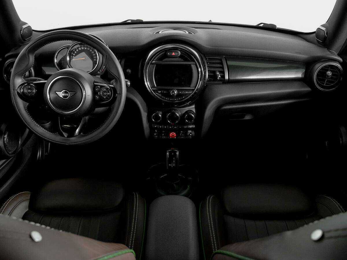Mini Hatch 2019 года с пробегом. Фото: #11