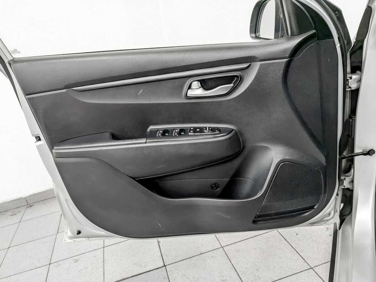 Kia Rio 2020 года с пробегом. Фото: #18