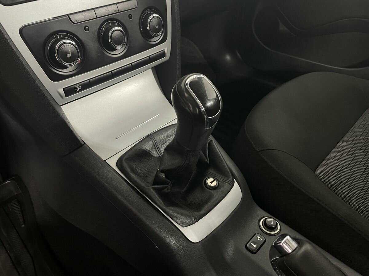 Skoda Octavia 2011 года с пробегом. Фото: #12